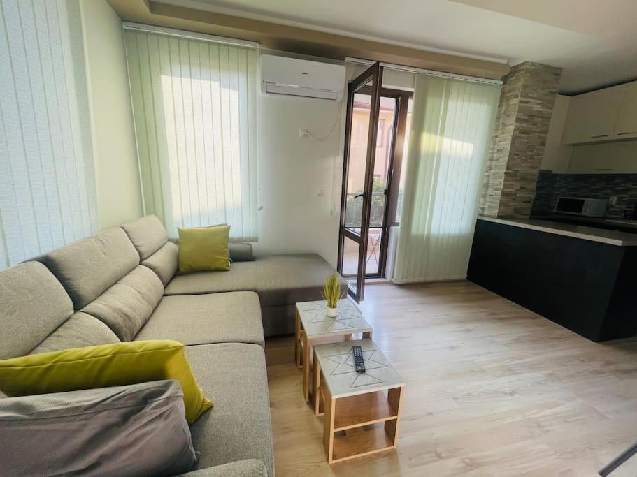 Breeze Apartment Burgas Exterior photo